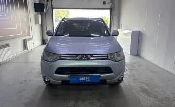 Mitsubishi Outlander 2013 года за 8 000 000 тг. в Павлодар фото 2