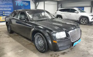 Chrysler 300C 2005 года за 3 500 000 тг. в Астана фото 2