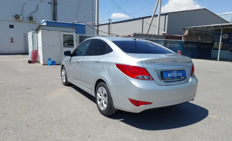 Hyundai Solaris 2015 года за 5 000 000 тг. в Шымкент фото 4