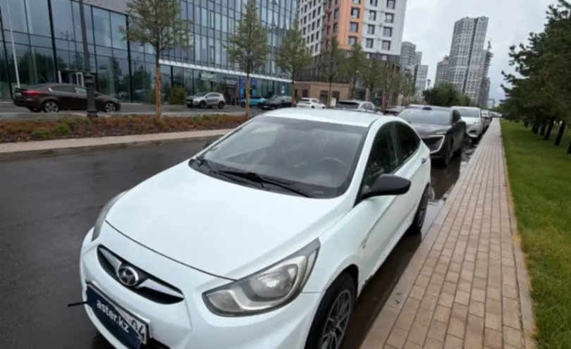 Hyundai Accent 2013 года за 3 000 000 тг. в Астана