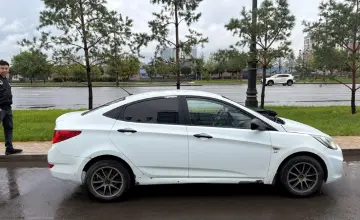 Hyundai Accent 2013 года за 3 000 000 тг. в Астана фото 4