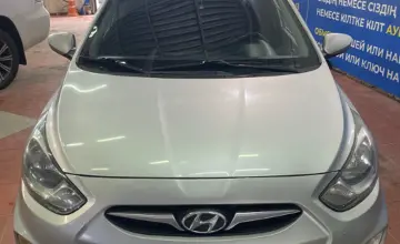 Hyundai Solaris 2011 года за 2 500 000 тг. в Астана фото 2