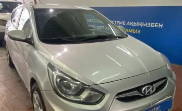 Hyundai Solaris 2011 года за 2 500 000 тг. в Астана фото 3