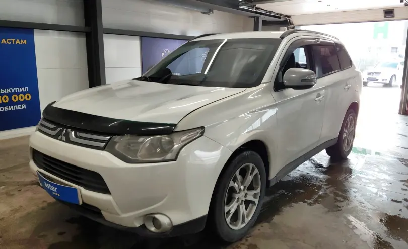 Mitsubishi Outlander 2013 года за 7 000 000 тг. в Астана