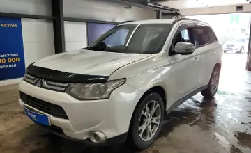 Mitsubishi Outlander 2013 года за 7 000 000 тг. в Астана фото 1