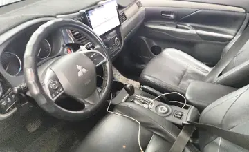 Mitsubishi Outlander 2013 года за 7 000 000 тг. в Астана фото 5