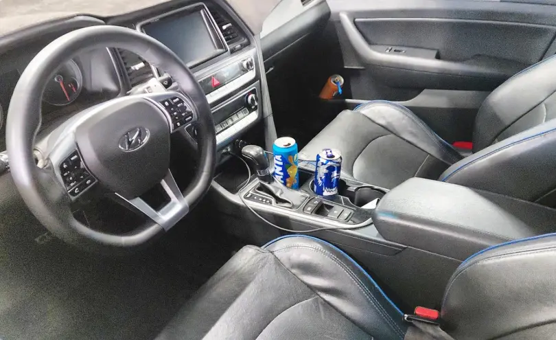 Hyundai Sonata 2019 года за 9 000 000 тг. в Астана фото 5