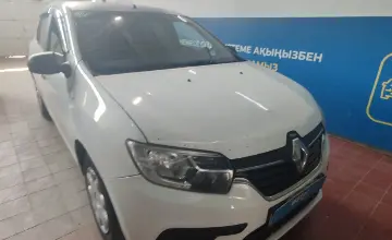 Renault Logan 2020 года за 3 500 000 тг. в Астана фото 3