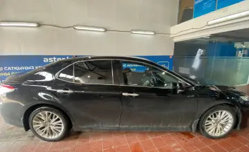 Toyota Camry 2020 года за 13 500 000 тг. в Астана фото 4