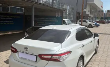 Toyota Camry 2019 года за 14 000 000 тг. в Караганда