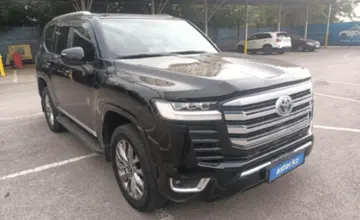 Toyota Land Cruiser 2022 года за 43 000 000 тг. в Алматы фото 2