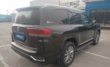 Toyota Land Cruiser 2022 года за 43 000 000 тг. в Алматы фото 3