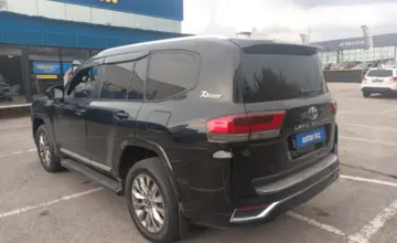 Toyota Land Cruiser 2022 года за 43 000 000 тг. в Алматы фото 4