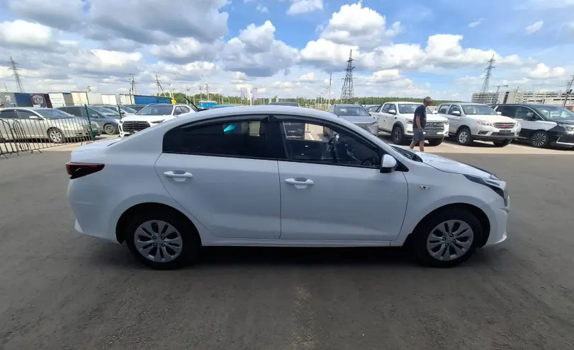 Kia Rio 2021 года за 7 900 000 тг. в Петропавловск фото 4