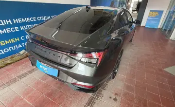 Hyundai Elantra 2023 года за 9 000 000 тг. в Астана