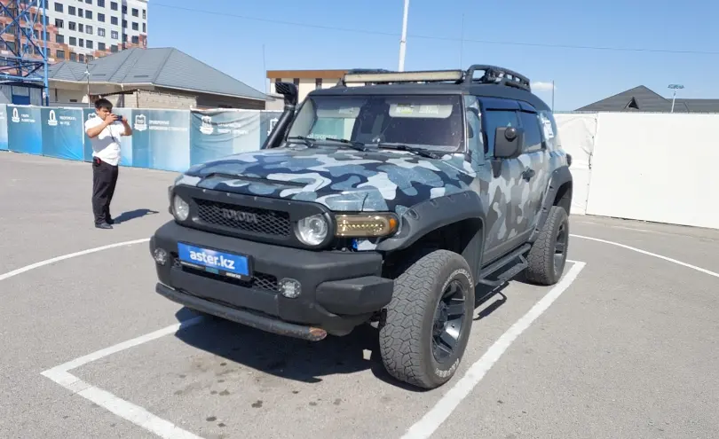 Toyota FJ Cruiser 2007 года за 13 000 000 тг. в Шымкент