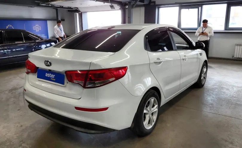 Kia Rio 2017 года за 4 800 000 тг. в Астана фото 3