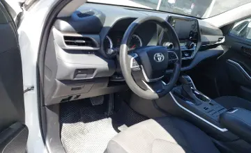 Toyota Highlander 2022 года за 16 000 000 тг. в Шымкент фото 5