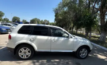Volkswagen Touareg 2004 года за 3 000 000 тг. в Актобе фото 4
