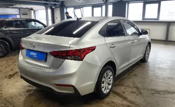 Hyundai Accent 2019 года за 6 500 000 тг. в Астана фото 3