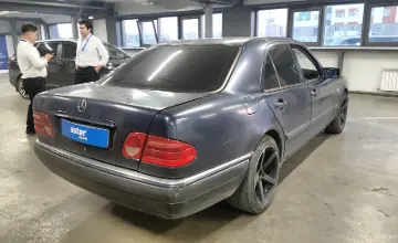 Mercedes-Benz E-Класс 1999 года за 3 000 000 тг. в Астана фото 3