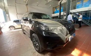 Toyota Land Cruiser Prado 2023 года за 27 000 000 тг. в Астана фото 3