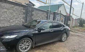 Toyota Camry 2020 года за 9 500 000 тг. в Алматы фото 2