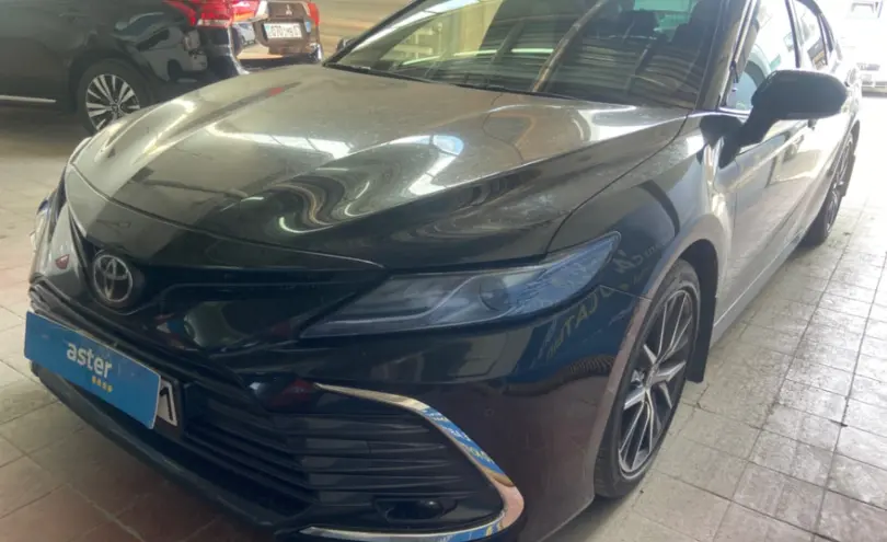 Toyota Camry 2021 года за 15 000 000 тг. в Астана