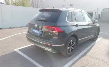 Volkswagen Tiguan 2018 года за 16 000 000 тг. в Шымкент фото 3