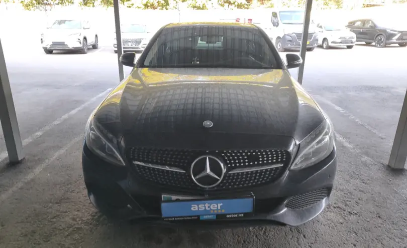 Mercedes-Benz C-Класс 2017 года за 10 500 000 тг. в Алматы фото 2