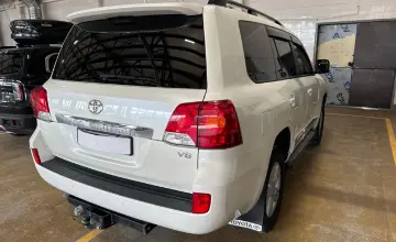 Toyota Land Cruiser 2014 года за 31 000 000 тг. в Караганда