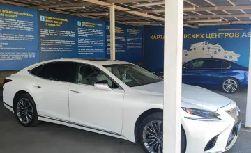 Lexus LS 2018 года за 30 000 000 тг. в Алматы фото 4
