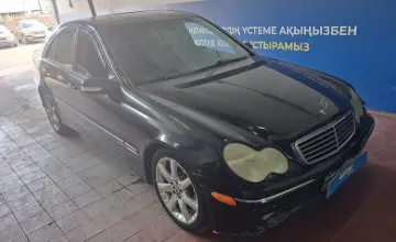 Mercedes-Benz C-Класс 2003 года за 2 700 000 тг. в Астана фото 3