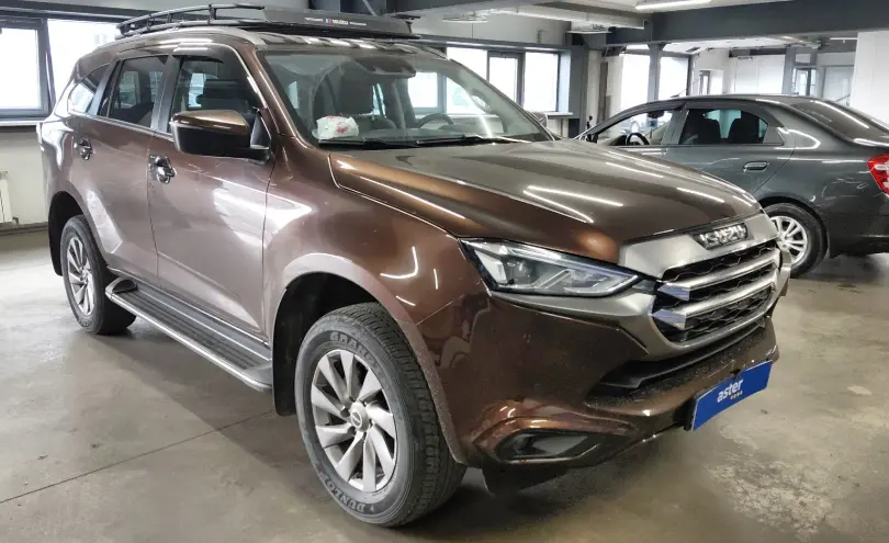 Isuzu MU-X 2021 года за 19 500 000 тг. в Астана фото 2