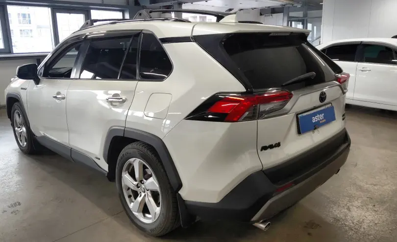 Toyota RAV4 2022 года за 12 500 000 тг. в Астана фото 4