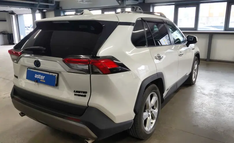 Toyota RAV4 2022 года за 12 500 000 тг. в Астана фото 3