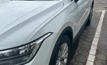 Volkswagen Tiguan 2021 года за 9 500 000 тг. в Астана фото 2
