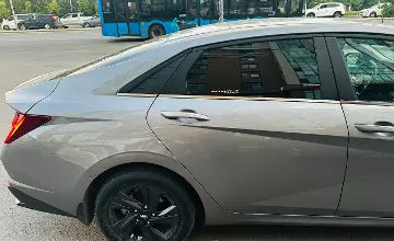 Hyundai Elantra 2023 года за 8 100 000 тг. в Астана фото 3