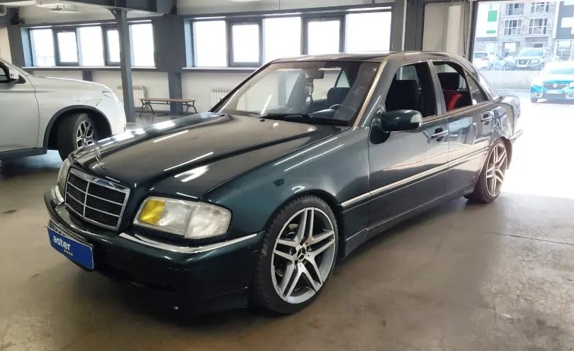 Mercedes-Benz C-Класс 1998 года за 2 000 000 тг. в Астана