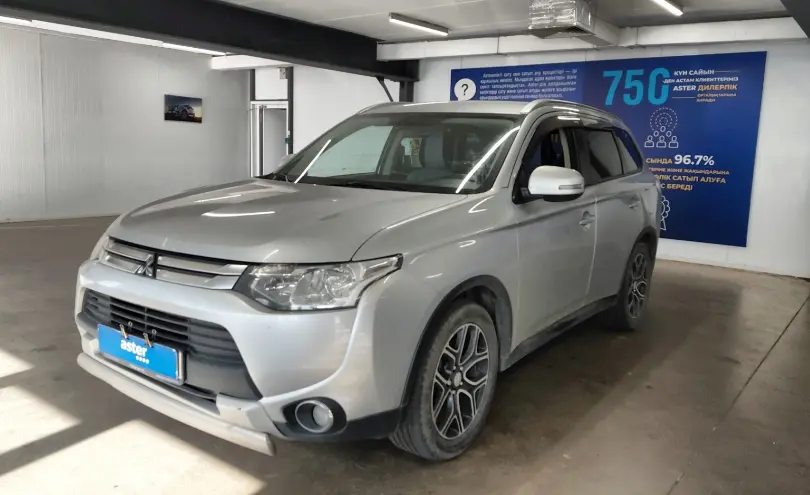 Mitsubishi Outlander 2014 года за 6 200 000 тг. в Астана