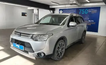 Mitsubishi Outlander 2014 года за 6 200 000 тг. в Астана фото 1