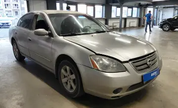 Nissan Altima 2003 года за 3 000 000 тг. в Астана фото 2