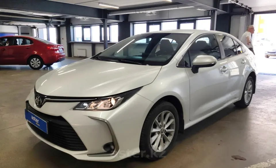 Toyota Corolla 2022 года за 9 900 000 тг. в Астана