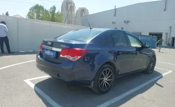 Chevrolet Cruze 2010 года за 2 500 000 тг. в Шымкент фото 3