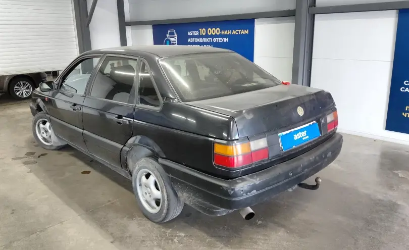Volkswagen Passat 1991 года за 1 500 000 тг. в Астана фото 4