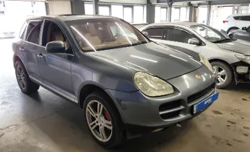 Porsche Cayenne 2004 года за 3 500 000 тг. в Астана фото 2