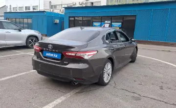 Toyota Camry 2019 года за 11 500 000 тг. в Алматы