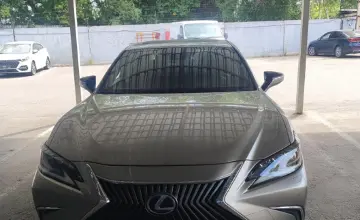 Lexus ES 2019 года за 15 500 000 тг. в Алматы фото 2