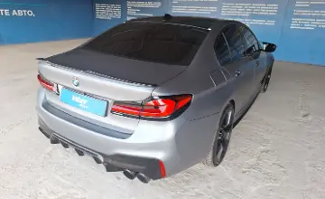 BMW 5 серии 2018 года за 16 000 000 тг. в Алматы