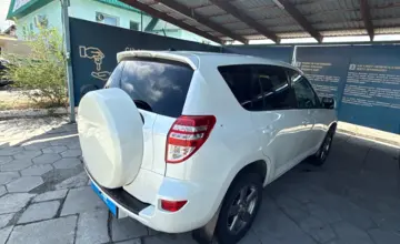 Toyota RAV4 2012 года за 7 500 000 тг. в Талдыкорган